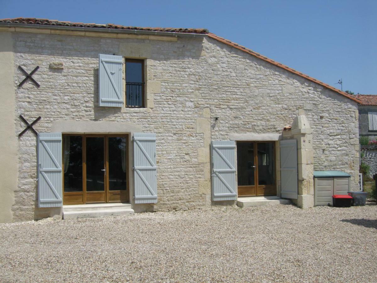 Gite du Puits - Bréville Extérieur photo